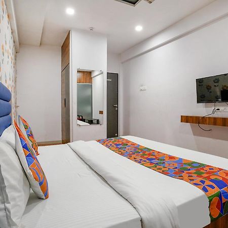 Fabhotel The Valentine - Udhna Road Сурат Экстерьер фото