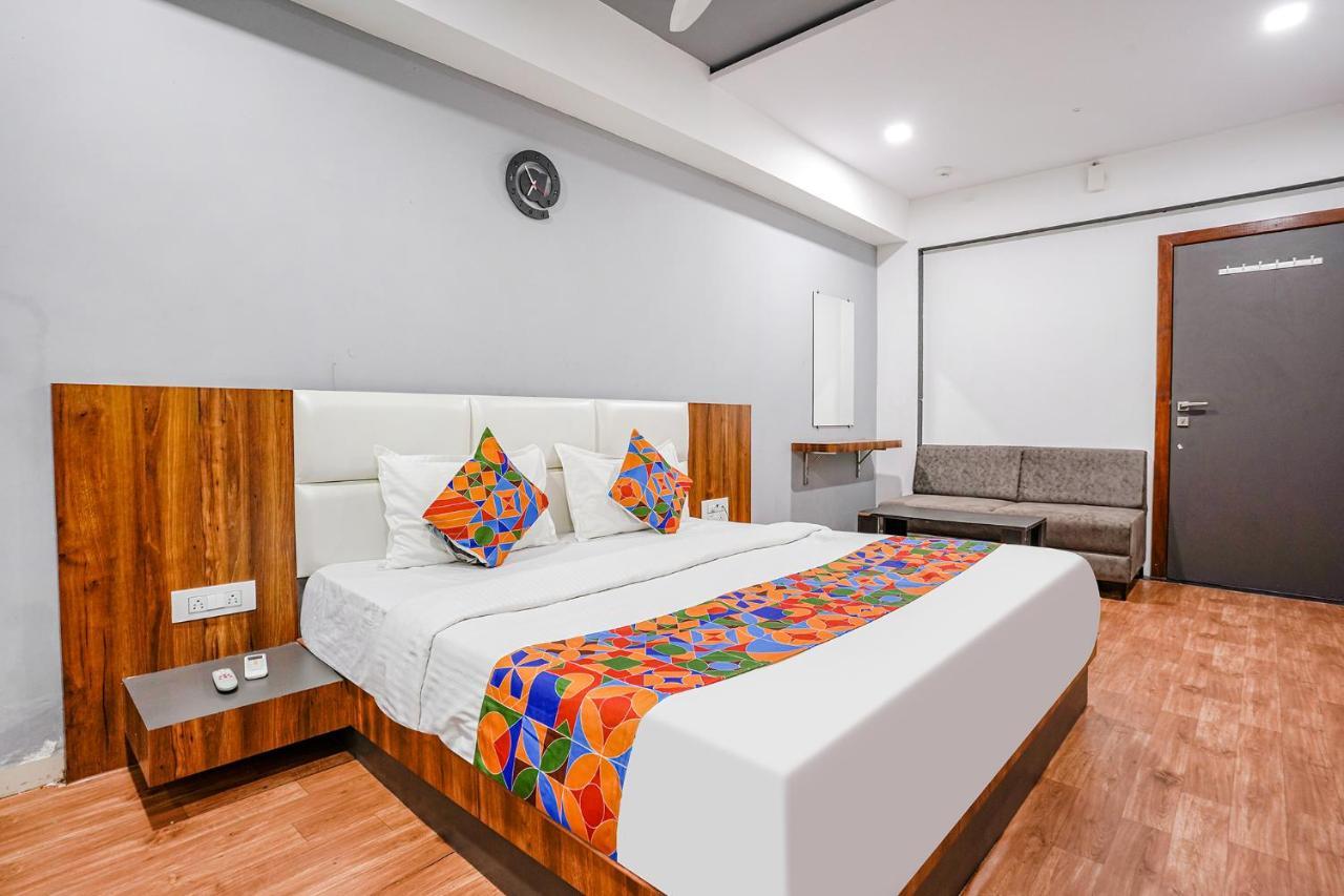 Fabhotel The Valentine - Udhna Road Сурат Экстерьер фото